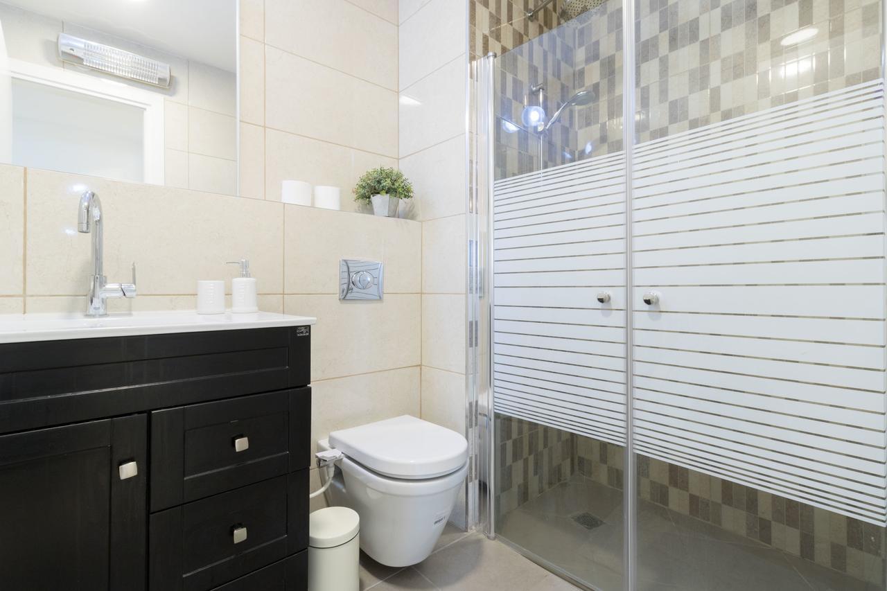Luxury One-Bedroom Apartment/Parking In City Center Jerusalén Exterior foto